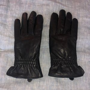 ROOTS Black Leather Gloves size small